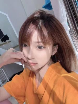 【爱秀套图】『红颜榜』高颜值桃子女王回归 清理脚皮 脚趾夹舌头 YC-250204-5