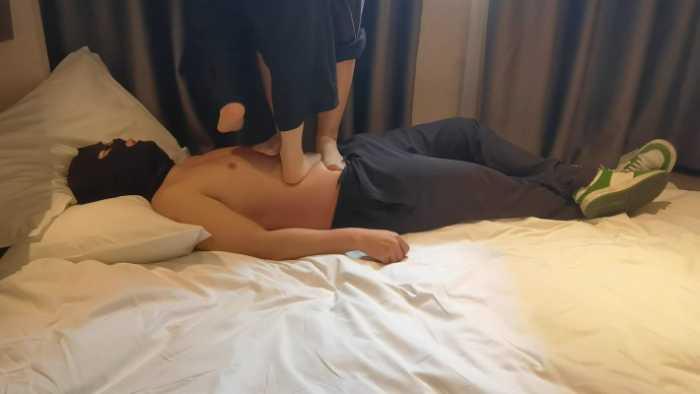 【爱秀套图】小棋和小玲的肉丝双踩 YC-250324-3