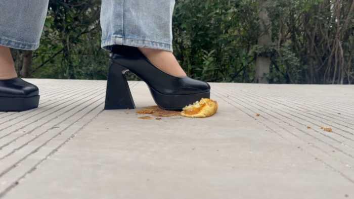 【爱秀套图】大美10cm高跟鞋踩蛋糕 YC-250424-2