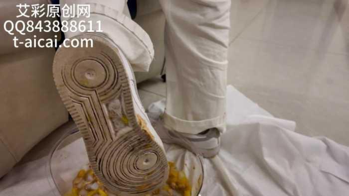 【爱秀套图】『chnnsct1818』超脏水果罐头制作喂食 YC-250424-3