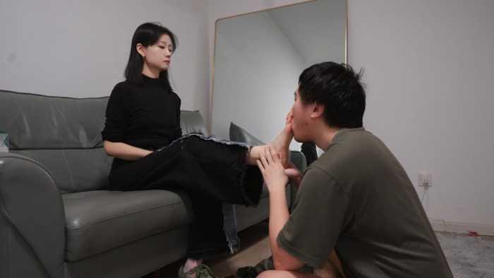 【爱秀套图】『红颜榜』史上最狠脚耳光by北京陌黎女王 YC-250507