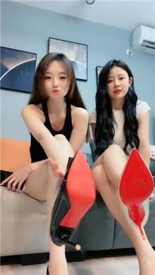 伊楠/婉凝Sama双主汝母场双视角版JS240716-17 网友原创 第1张- 伊楠/婉凝Sama双主汝母场双视角版JS240716-17 网友原创 第1张