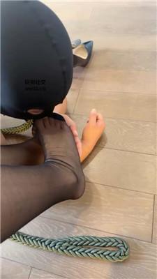 林兮坐脸窒息/黑丝高跟诱惑虐 JS241018-1