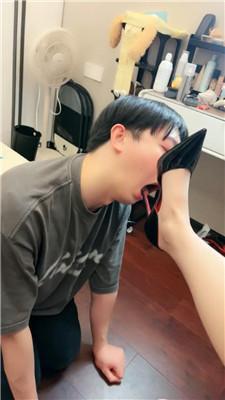 莫妮卡裸足深喉/转胯狗爬/抽耳光 bf45977