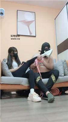 鹿可捆绑小白鞋白袜虐/狗链遛狗/滴蜡鞭打 bf45974