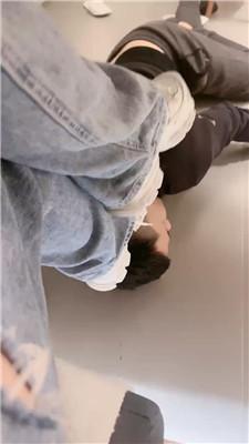 甜沁小白鞋暴力踢踹完整版 JS241018-9