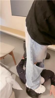 甜沁小白鞋暴力踢踹完整版 JS241018-9