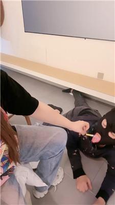 甜沁小白鞋暴力踢踹完整版 JS241018-9