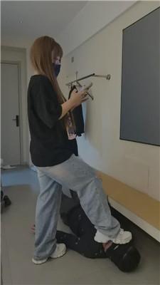 甜沁小白鞋粉棉袜踢踹踩踏双视角版 bf45990