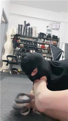 甜心教主跪舔铆钉高跟/呼吸控制/坐脸窒息 bf45784