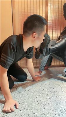 语阳餐厅包房公开处刑双奴 bf45787