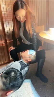 语阳餐厅包房公开处刑双奴 bf45787