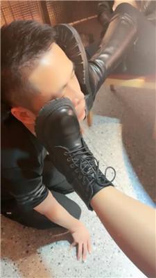 语阳餐厅包房公开处刑双奴 bf45787