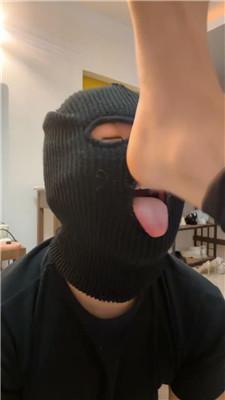 婉惜跪舔黑丝裸足长靴 bf45786