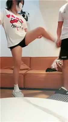 西西学生主-拖鞋白袜踩虐/赏赐圣水 bf43590