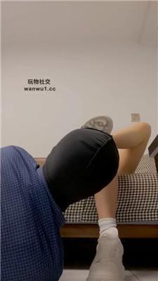 甜一麦昆脏鞋-驯化狗舌头 bf43586