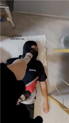 六六白丝水手服调教-踩踏闻脚/坐脸 bf43603