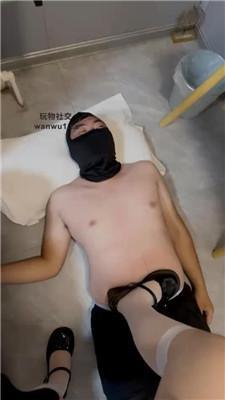 六六白丝水手服调教-踩踏闻脚/坐脸 bf43603