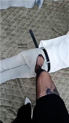 姗姗高跟黑丝踩脚垫奴才 JS241017-16