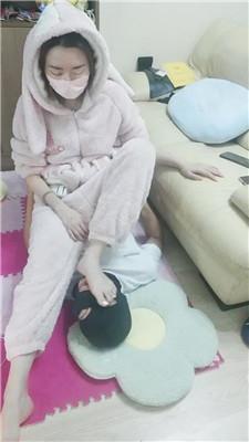 小仙女本仙裸足深喉恋足舔/踩踏 JS241023-34