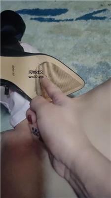 魔鬼天使骑马转胯狗爬/舔长靴 bf46136