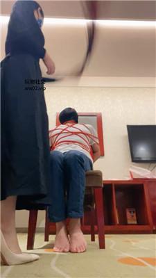 红颜五花大绑鞭打/闻鞋踩踏双视角版JS241023-9