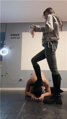 緲緲骑马吃烟灰/长靴碾压狗爪/木乃伊踩踏 bf46513