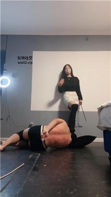 緲緲长靴碾压踩/藤条重度鞭打 bf46553