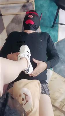 美柠裸足狂舔/贝壳头踩踏 JS241103-22