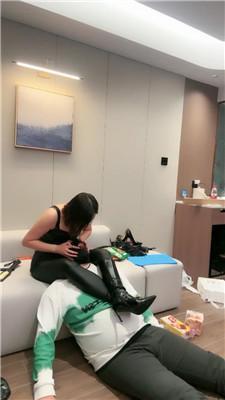 冷兮小主长靴美腿虐-口水喂食/耳光舔脏鞋/骑狗背 JS241103-14