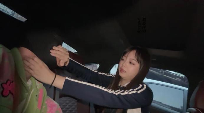 狗哥开发运动女神长筒白袜虐 bf46477