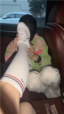 狗哥开发运动女神长筒白袜虐 bf46477