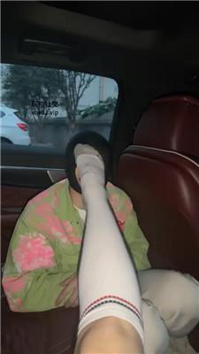 狗哥开发运动女神长筒白袜虐 bf46477