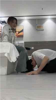 戚戚双S-全体重踩踏/抽耳光/碾压乳头/滴蜡 bf46504