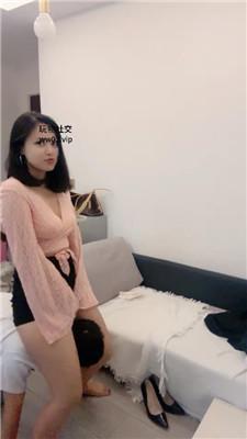 栀子女王用丝袜美腿诱惑同事做奴双视角版 bf46496