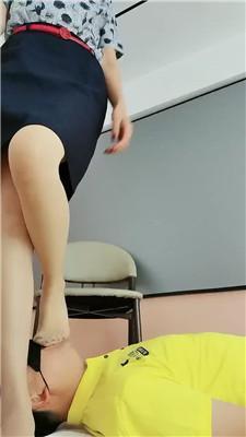 皮皮空姐制服诱惑虐杀外卖小哥 JS241102-1