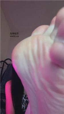 凉子万圣魔女盯榨数次 JS241101-24