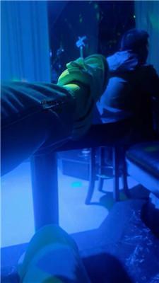 奶糖KTV玩虐家奴 JS241031-8