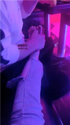 奶糖KTV玩虐家奴 JS241031-8