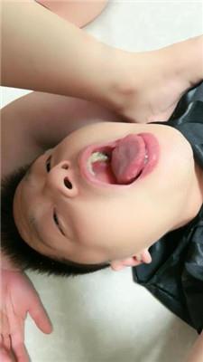 梦露沉浸式恋足舔/脚踩喂食/伺候沐足 JS241030-18