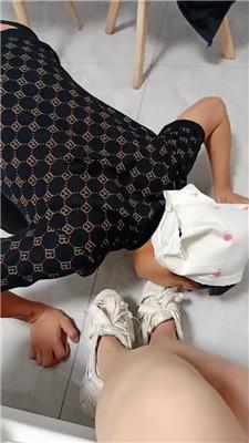 沈阳小苹果素人小姐姐的船袜玉足虐 JS241028-22