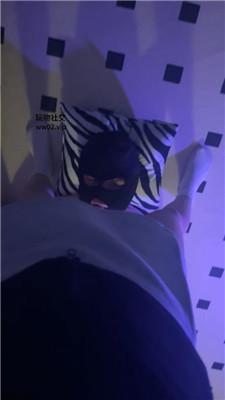 辣辣bb白袜脚踩踏/鞭打 JS241028-13