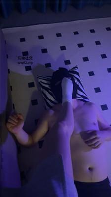 辣辣bb白袜脚踩踏/鞭打 JS241028-13