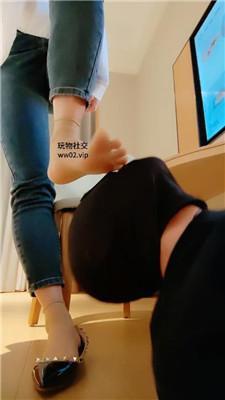 妮蔻骑马掐乳/吃袜子/铆钉肉丝蹂躏 bf46308