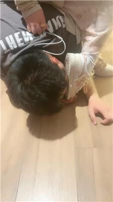 橘子没熟掐乳/小白鞋白袜踩/踢踹/数据线鞭打 JS241027-5