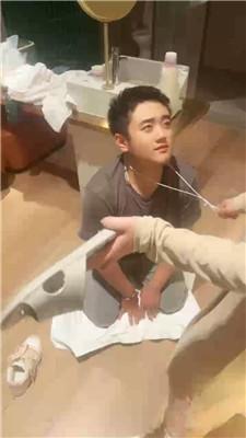 橘子没熟掐乳/小白鞋白袜踩/踢踹/数据线鞭打 JS241027-5