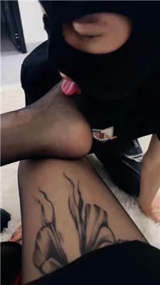 沐沐大大黑丝美腿恋足狂舔 JS241027-10