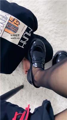 沐沐大大黑丝美腿恋足狂舔 JS241027-10