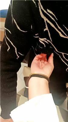 bi雅芸跪舔黑丝高跟/掐乳/高跟踩踏/碾压脖窒息 JS241027-17