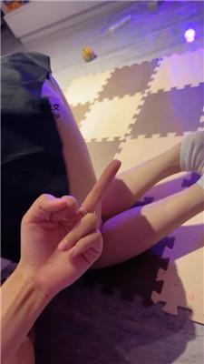 橙宝母畜-白袜诱惑你们的女神做狗 bf46267